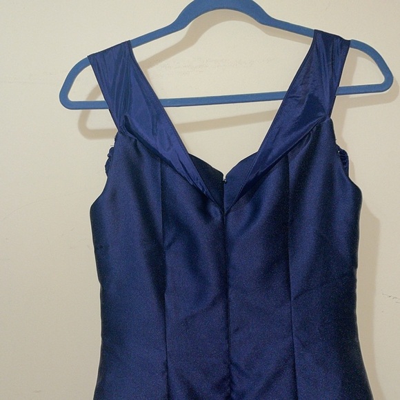 Womens New RARE XSCAPE Vintage Off-Shoulder
Mermaid Navy Evening Formal … - Picture 8 of 13